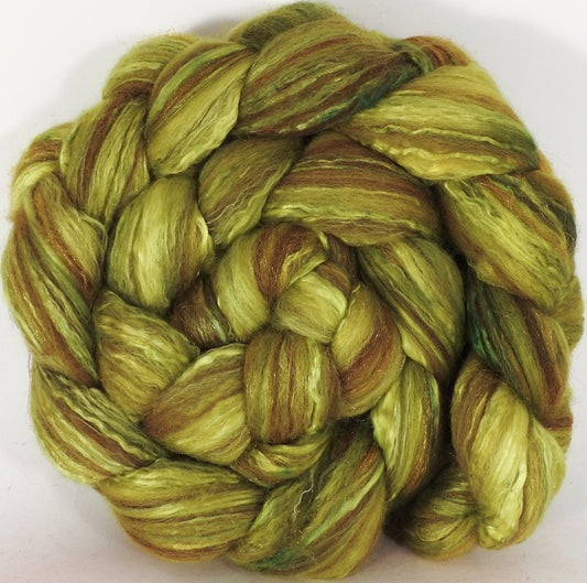 Batt in a Braid #7-Asparagus - (6.3 oz.)Polwarth/ Manx / Mulberry silk/ Firestar (30/30/30/10) - Inglenook Fibers