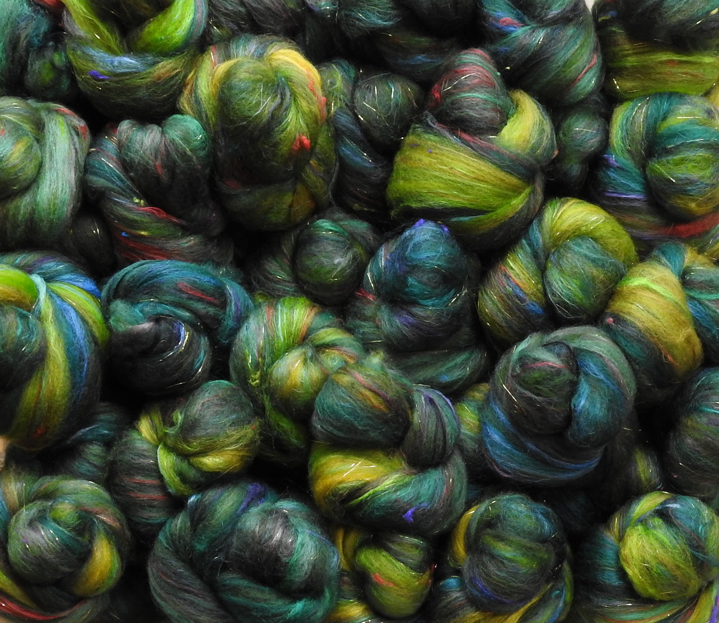 Holly & the Ivy- Sparkle Sticklebatts - 30% Bond fleece, merino, polwarth, silk, bamboo, silk noil, angelina