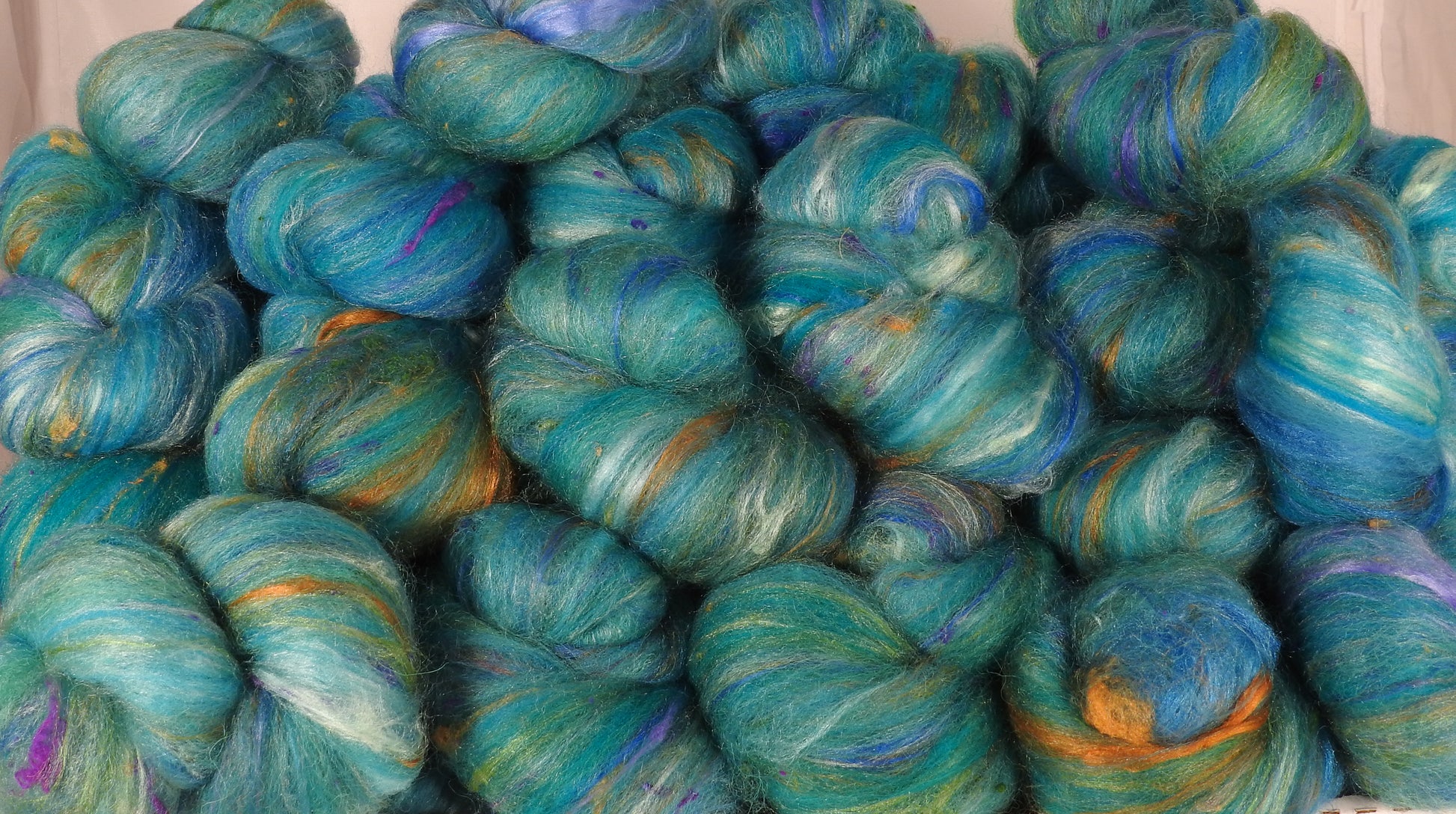 Turquoise - Sticklebatts (4.1 oz.) - 30% Local Border Leicester fleece; merino, rambouillet, silk, bamboo, silk noil - Inglenook Fibers