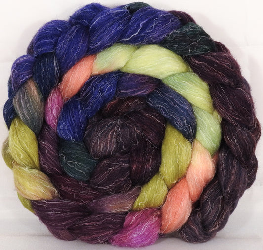 Batt in a Braid #29 - Fresh Fig (5.3 oz.) Rambouillet / Tussah / Flax (40/40/20) - Inglenook Fibers