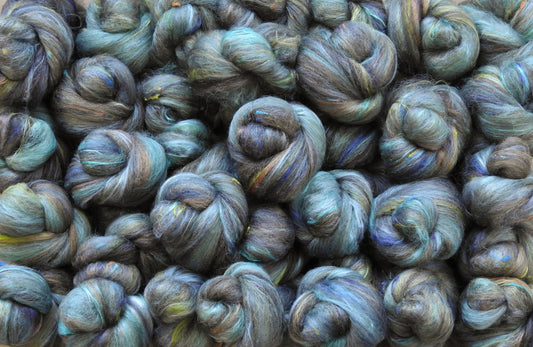 Non-sparkle Sticklebatts -Standing Stones (Cool)- 35% CVM/Rambo/Cotswold/Finn X Fleeces; merino, Bond top,Black Welsh top, silk, bamboo, silk noil