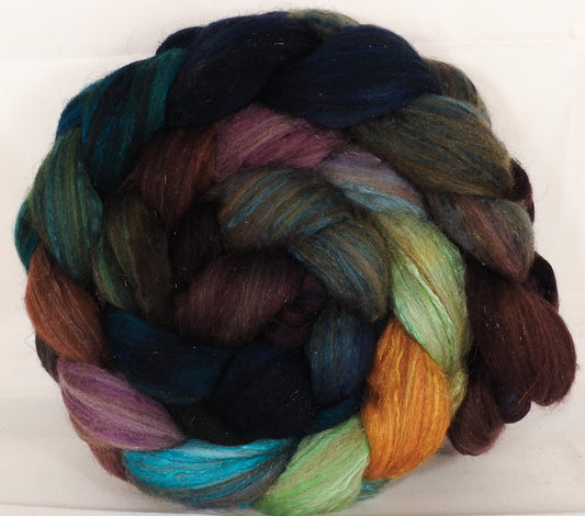 Batt in a Braid #7 -Selkie-(6.3 oz.)Polwarth/ Manx / Mulberry silk/ Firestar (30/30/30/10) - Inglenook Fibers