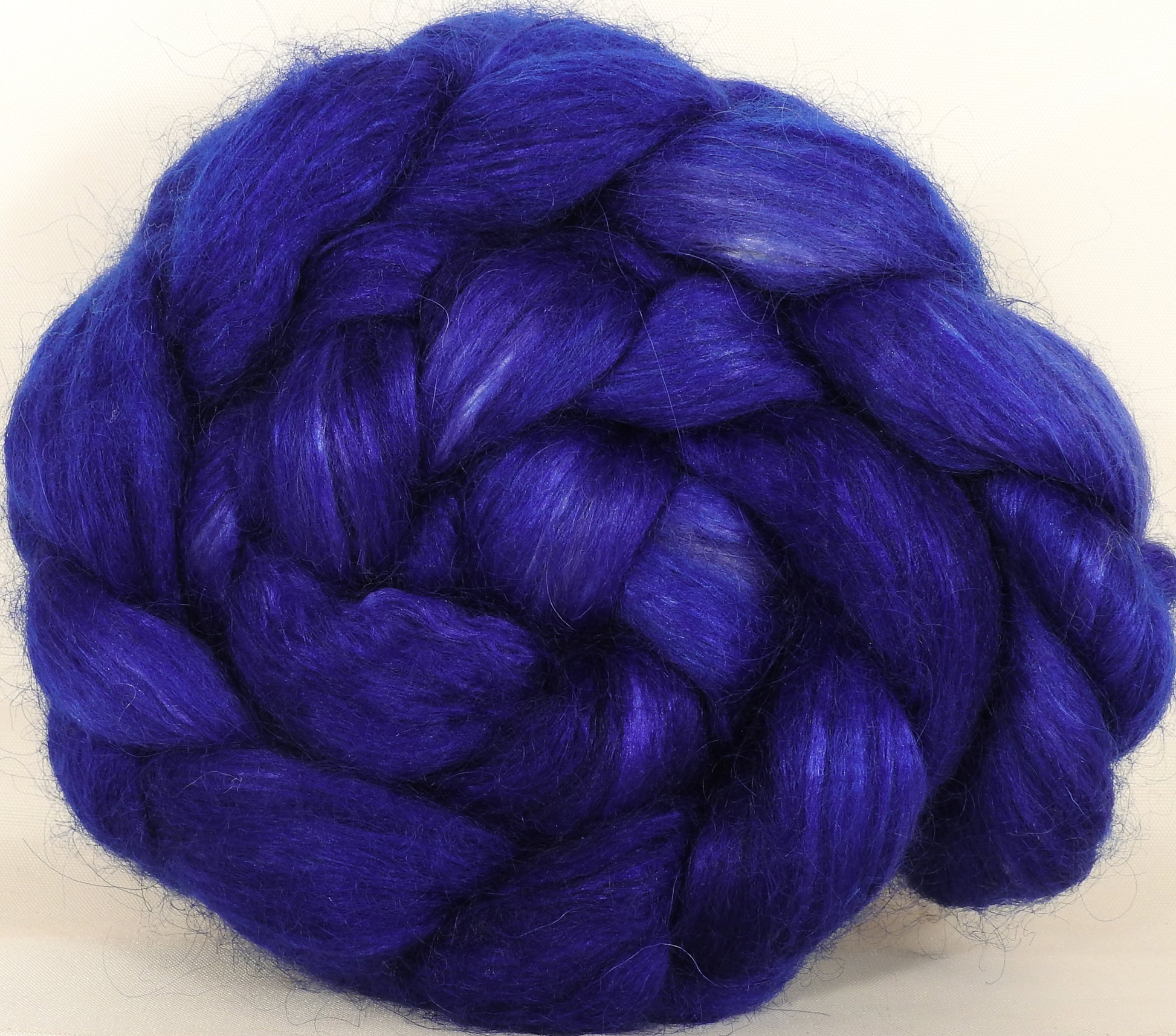 Wensleydale/ mulberry silk roving ( 65/35) -Acai- (5.5 oz.) - Inglenook Fibers