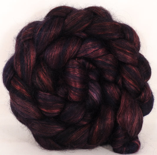 Wensleydale/ mulberry silk roving ( 65/35) -Banshee- (5.3 oz.) - Inglenook Fibers