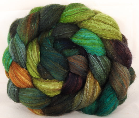 Batt in a Braid #7-Mossy - (6.2 oz.)Polwarth/ Manx / Mulberry silk/ Firestar (30/30/30/10) - Inglenook Fibers