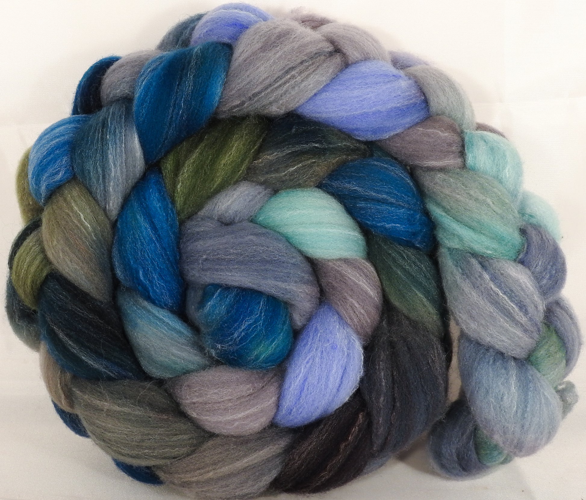 Hand dyed top for spinning -Tempest- (5.1 oz.) Targhee/silk/ bamboo ( 80/10/10) - Inglenook Fibers