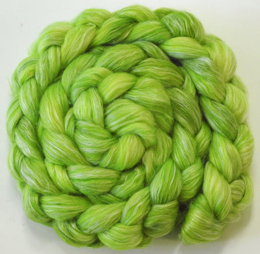 Starfruit (5.5 oz.)- White-faced Woodland/ Ramie/ Llama/ Bamboo (35/35/15/15)-