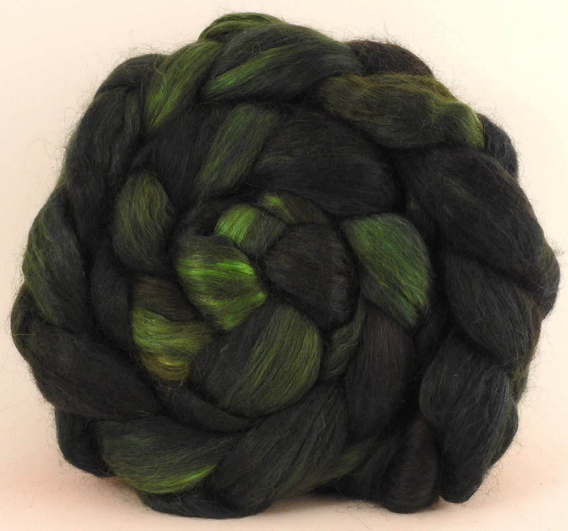 Hand-dyed wensleydale/ mulberry silk roving (65/35) - Philodendron - Inglenook Fibers