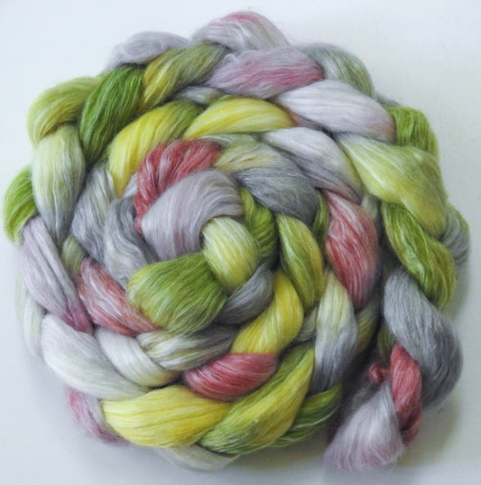 Peekaboo- (5.4 oz.) White-faced Woodland/ Ramie/ Llama/ Bamboo (35/35/15/15)-