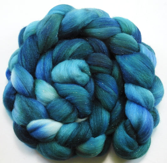 - Batt in a Braid #58-(5.2 oz) Superfine Merino/ Tussah silk/ Gold Stellina(65/25/10)