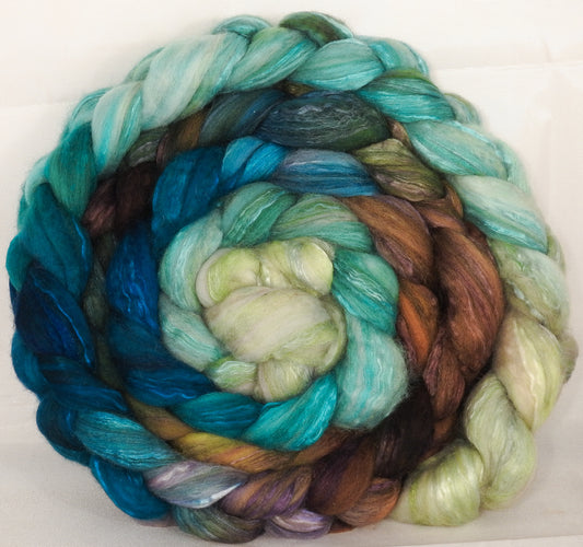 Batt in a Braid #5 -Sea Turtle -(5.4 oz.) Merino/ Camel/ silk/ faux cashmere/ firestar (25/25/25/12/12) - Inglenook Fibers