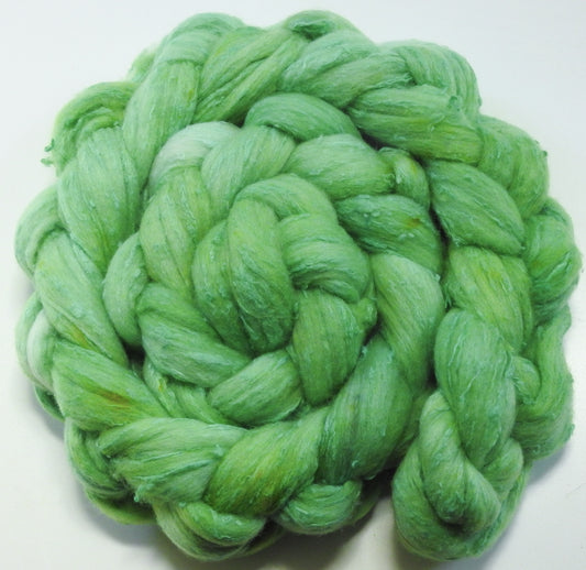 Honeydew (5.4 oz)- 25 micron Merino/ Silk Slubs (70/30)