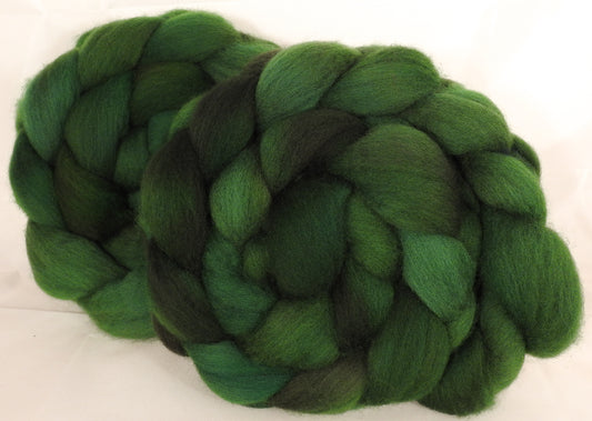 Falkland top for spinning -Christmas Green - 5.4 oz. - Inglenook Fibers