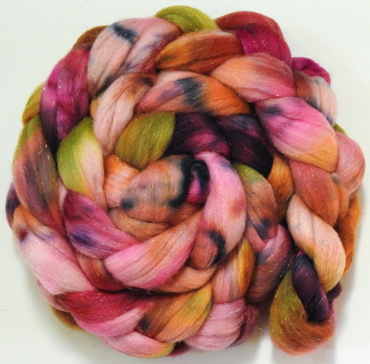 Moscato -(5.3 oz)  Batt in a Braid #58-Superfine Merino/ Tussah silk/ Gold Stellina(65/25/10)