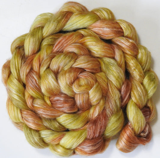 (5.5 oz.)- White-faced Woodland/ Ramie/ Llama/ Bamboo (35/35/15/15)-