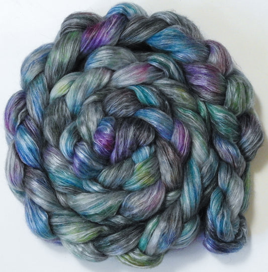 (5.5 oz.)- White-faced Woodland/ Ramie/ Llama/ Bamboo (35/35/15/15)-