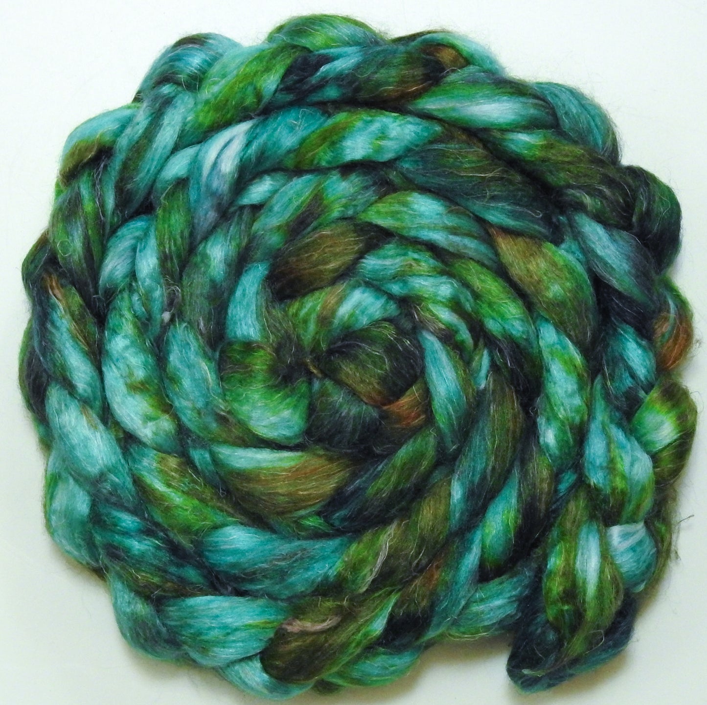 Calypso -(5.2 oz.)Tussah Silk / flax roving -(65/35)