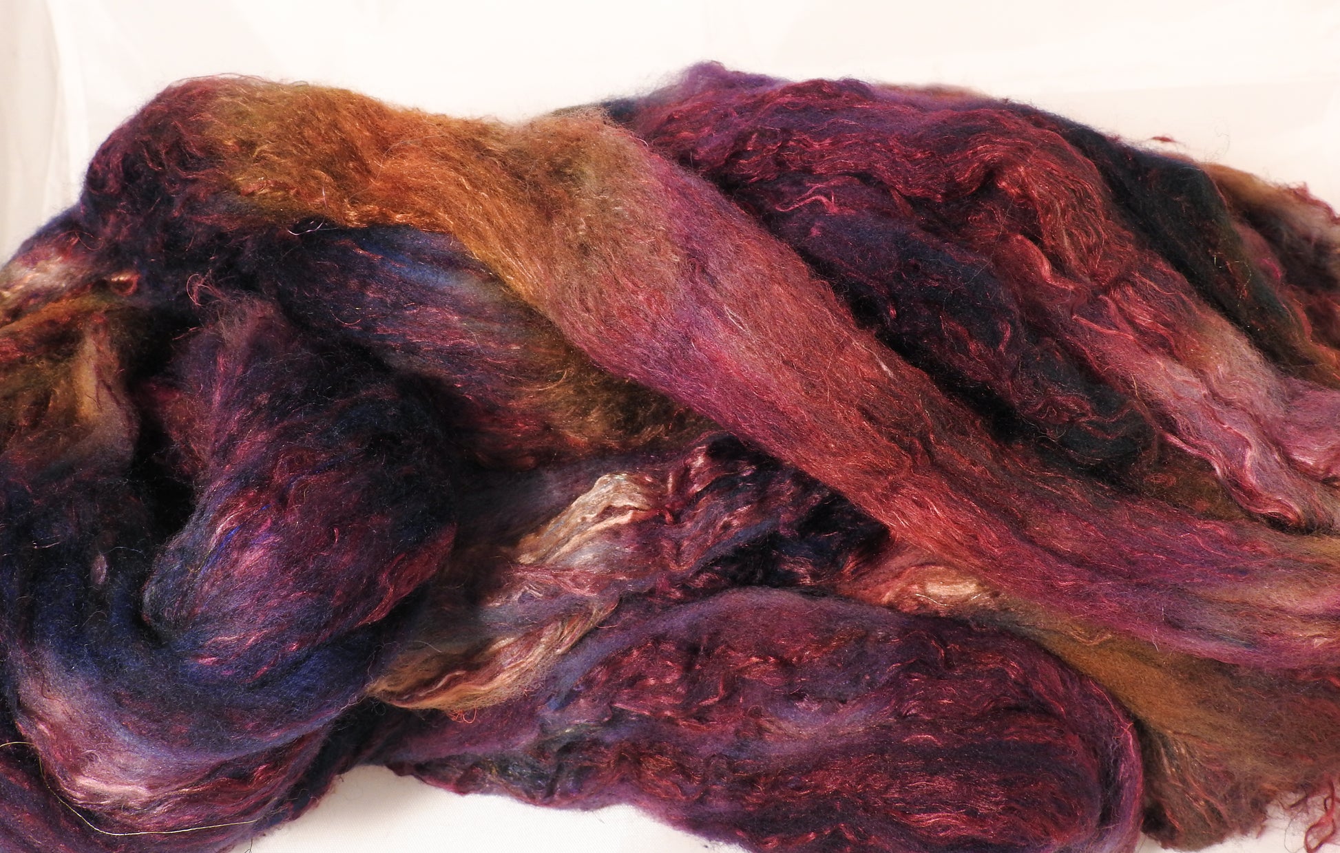 Batt in a Braid #39-SARI-18-(5.45 oz.)Falkland Merino/ Mulberry Silk / Sari Silk (50/25/25) - Inglenook Fibers