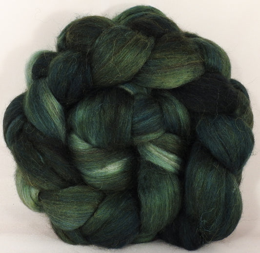 Batt in a Braid #40- Zucchini - (4.9 oz) YAK / Baby Alpaca / Mulberry silk/ Merino (18 mic)(30/30/30/10) - Inglenook Fibers