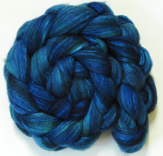 Mariner (5.6 oz) - Batt in a Braid #7 - Polwarth/ Manx / Mulberry silk/ Firestar (30/30/30/10)