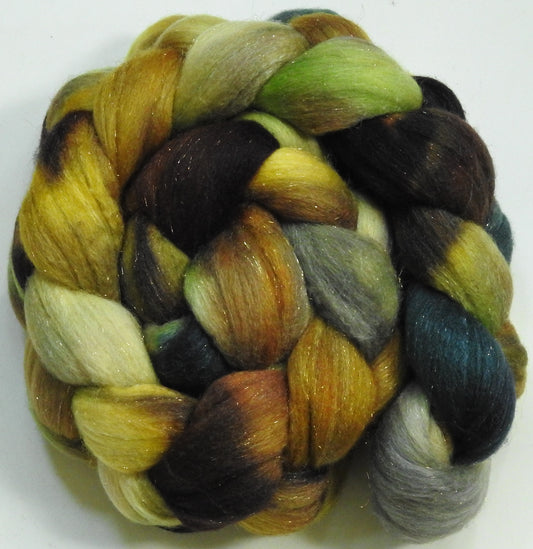 Hayride -(5.4 oz)  Batt in a Braid #58-Superfine Merino/ Tussah silk/ Gold Stellina(65/25/10)