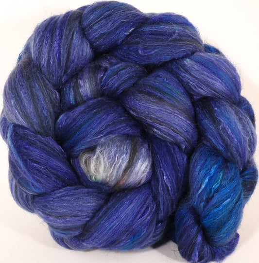 Batt in a Braid #7 -Hydrangea-(6.3 oz.) Polwarth/ Manx / Mulberry silk/ Firestar (30/30/30/10) - Inglenook Fibers