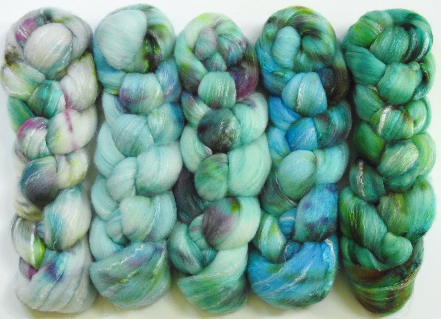 Aquamarine -(7.6 oz) Gradient Braid Set - Targhee/ Bamboo / tussah silk (80/10/10)