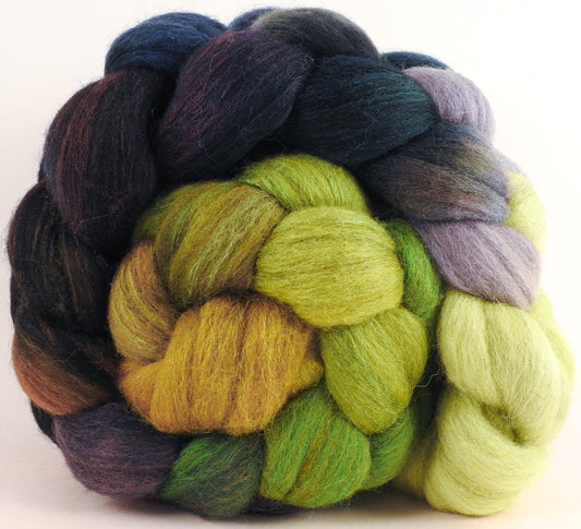 Batt in a Braid #27 - Puddleglum-( 5.7 oz. ) Lt. Grey Shetland/ Falkland Merino / tussah silk (50/25/25)