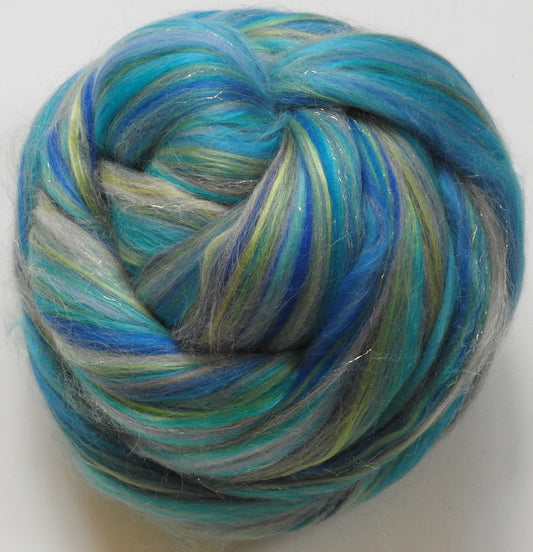 Numenor - Merino/Mulberry Silk/Grey Baby Alpaca/Iridescent Stellina (55/25/15/5)