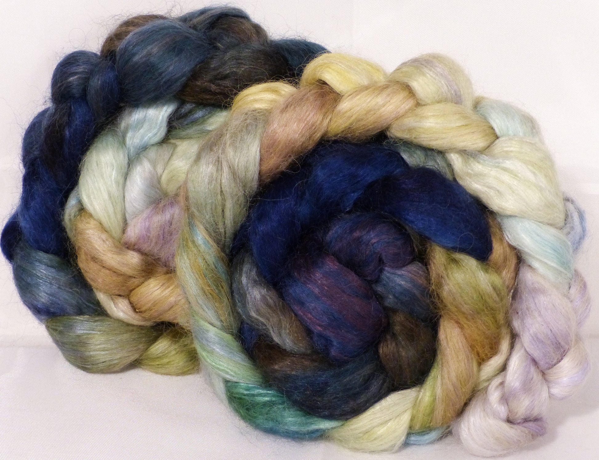 Hand-dyed wensleydale/ mulberry silk roving ( 65/35) -Downpour- ( 5.1 oz.) - Inglenook Fibers