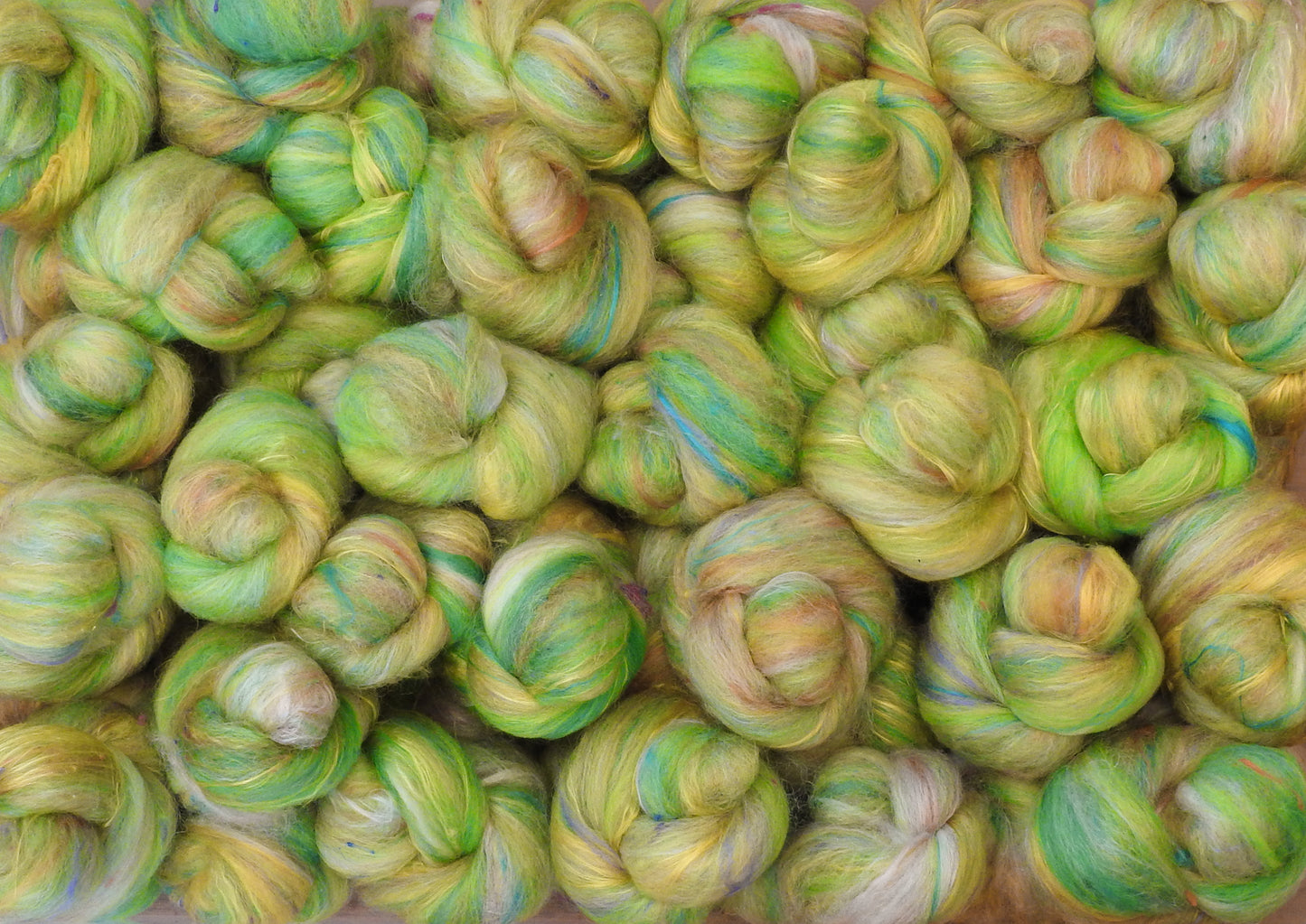 Sprout (3.8 oz) - 30% Romney fleece, merino, silk, bamboo, silk noil